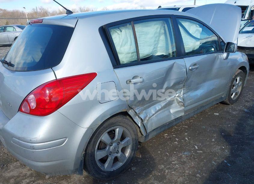Photo 6 of 2007 Nissan Versa 1.8SL (VIN 3N1BC13E97L405982)