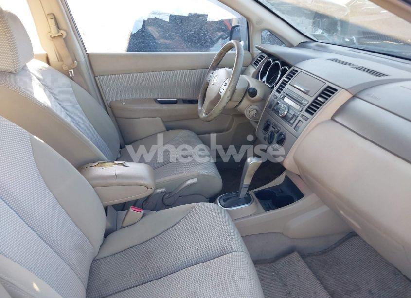 Photo 5 of 2008 Nissan Versa 1.8SL (VIN 3N1BC13E98L383015)