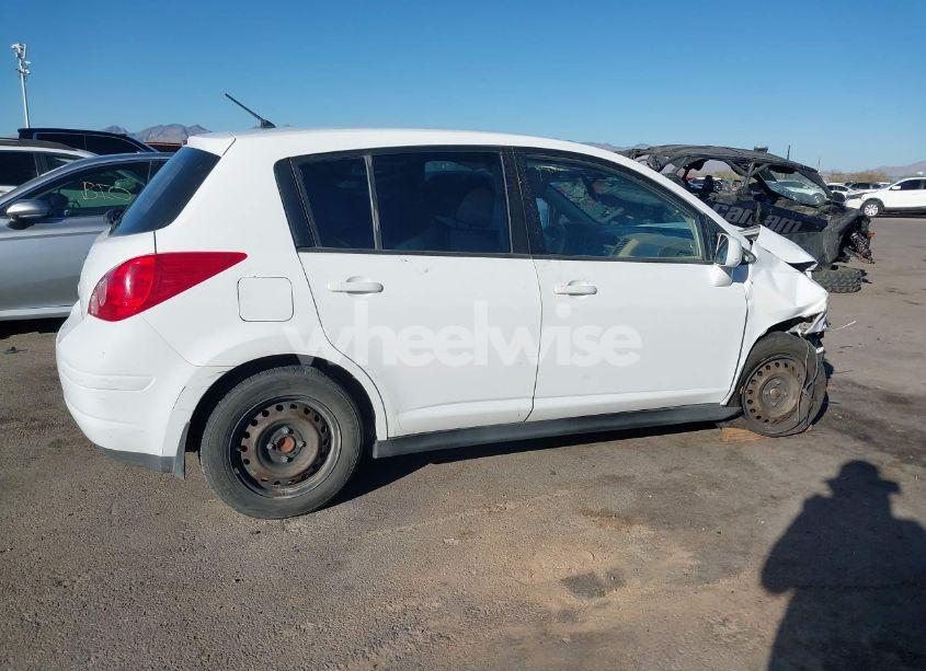 Photo 14 of 2008 Nissan Versa 1.8S (VIN 3N1BC13E98L387811)