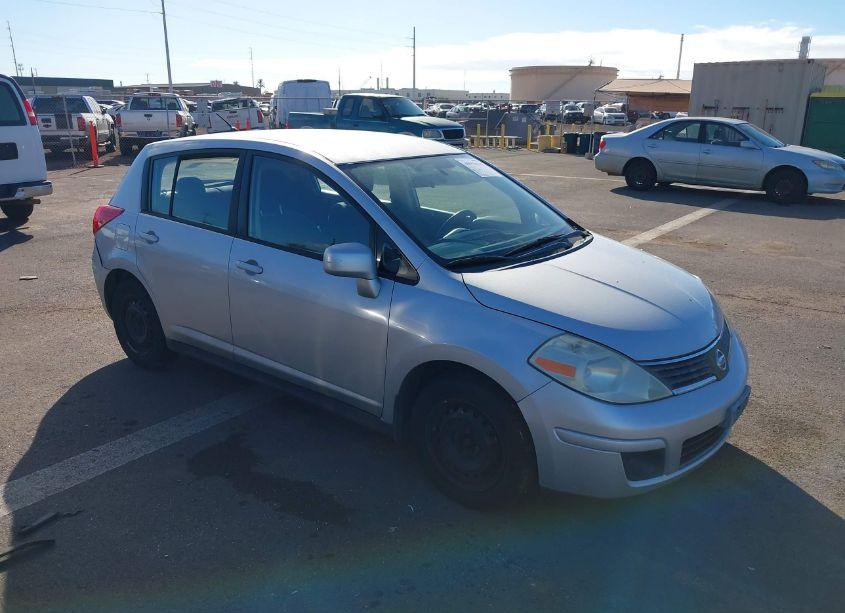 2009 Nissan Versa 1.8S (VIN 3N1BC13E99L353031) main photo