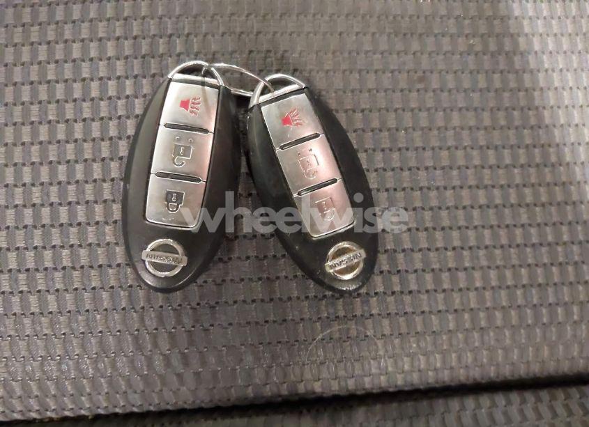 Photo 11 of 2009 Nissan Versa 1.8SL (VIN 3N1BC13E99L393142)