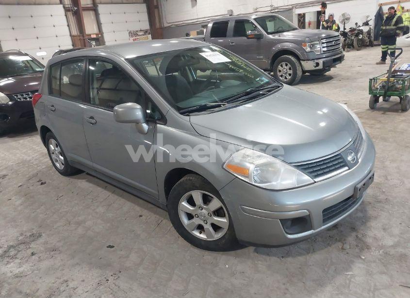 2009 Nissan Versa 1.8SL (VIN 3N1BC13E99L409551) main photo