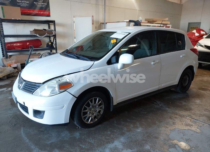 Photo 2 of 2009 Nissan Versa 1.8S (VIN 3N1BC13E99L443263)