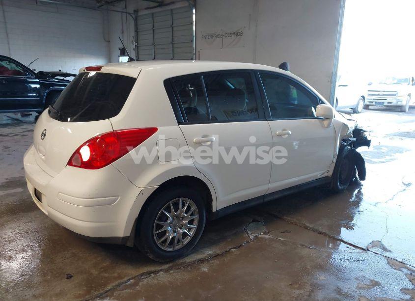 Photo 4 of 2009 Nissan Versa 1.8S (VIN 3N1BC13E99L443263)