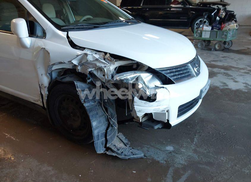 Photo 6 of 2009 Nissan Versa 1.8S (VIN 3N1BC13E99L443263)