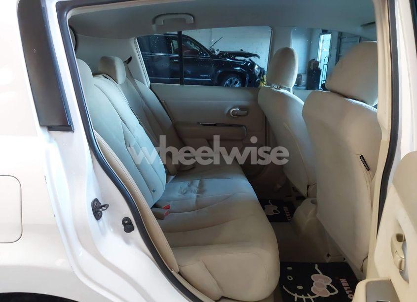 Photo 8 of 2009 Nissan Versa 1.8S (VIN 3N1BC13E99L443263)