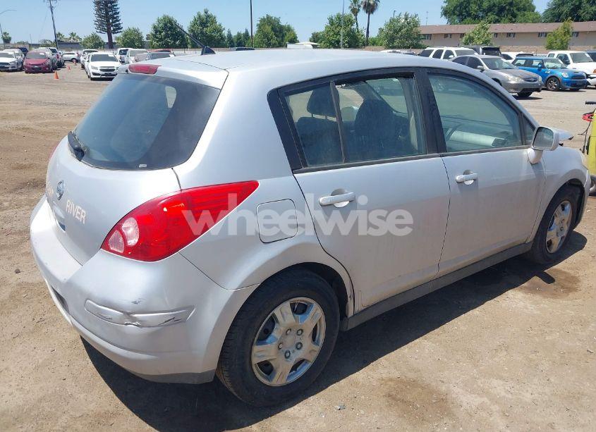 Photo 4 of 2007 Nissan Versa 1.8S (VIN 3N1BC13EX7L362219)