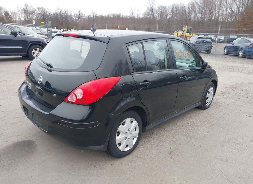 Photo 4 of 2007 Nissan Versa 1.8S (VIN 3N1BC13EX7L404131)