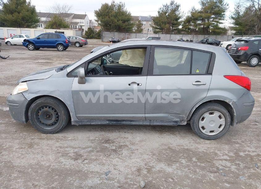 Photo 14 of 2007 Nissan Versa 1.8S (VIN 3N1BC13EX7L429210)