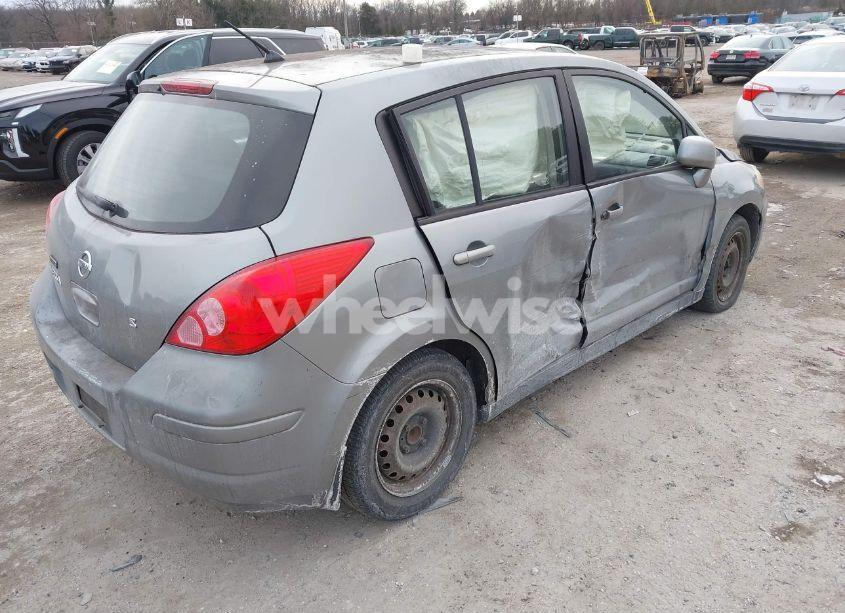 Photo 4 of 2007 Nissan Versa 1.8S (VIN 3N1BC13EX7L429210)