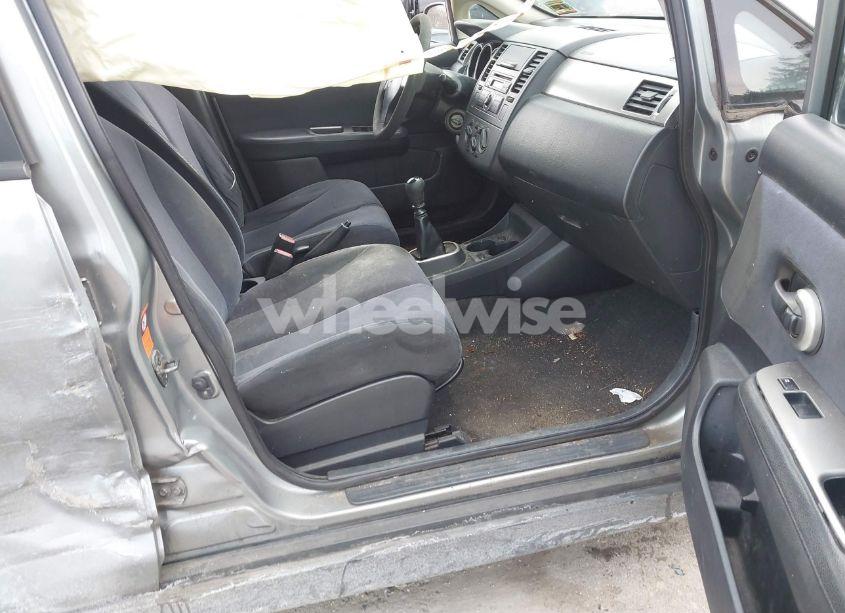 Photo 5 of 2007 Nissan Versa 1.8S (VIN 3N1BC13EX7L429210)