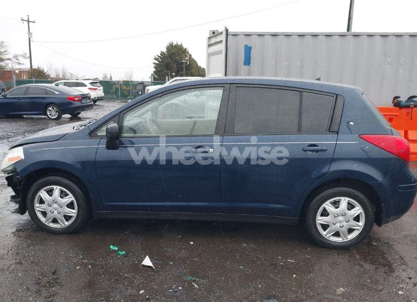 Photo 15 of 2008 Nissan Versa 1.8S (VIN 3N1BC13EX8L388854)