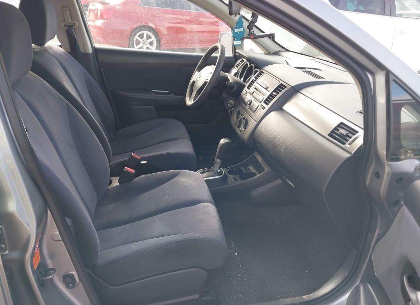 Photo 5 of 2008 Nissan Versa 1.8S (VIN 3N1BC13EX8L396100)