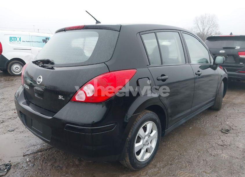 Photo 4 of 2009 Nissan Versa 1.8SL (VIN 3N1BC13EX9L390055)