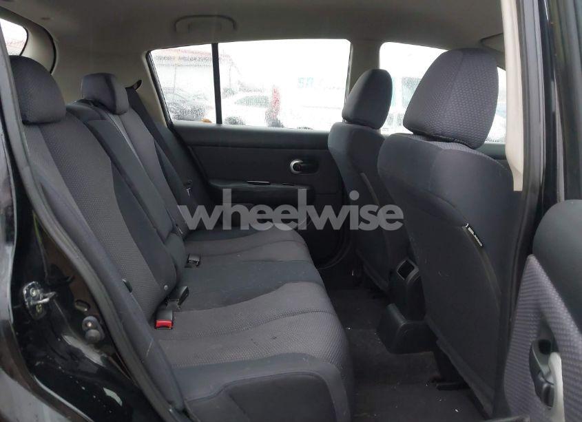 Photo 8 of 2009 Nissan Versa 1.8SL (VIN 3N1BC13EX9L390055)