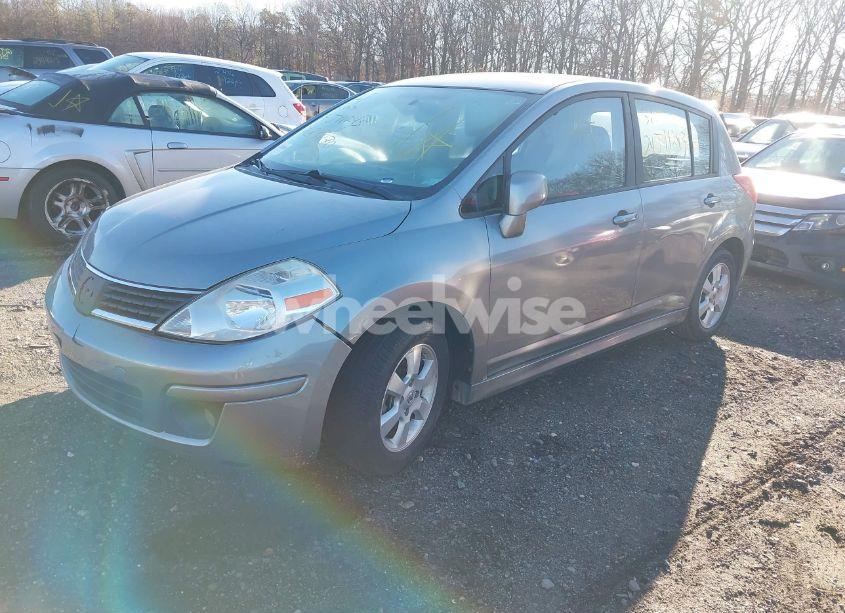 Photo 2 of 2009 Nissan Versa 1.8SL (VIN 3N1BC13EX9L405055)