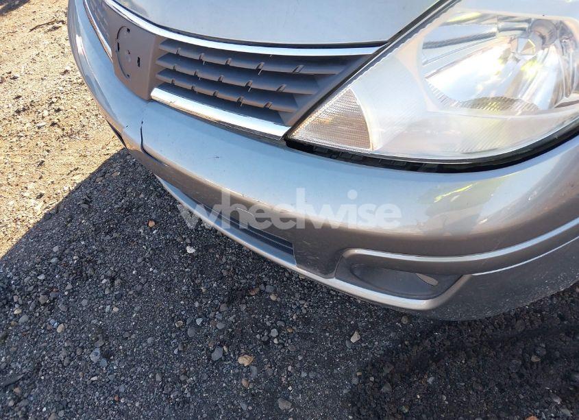 Photo 6 of 2009 Nissan Versa 1.8SL (VIN 3N1BC13EX9L405055)