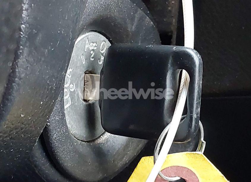 Photo 11 of 2009 Nissan Versa 1.8S (VIN 3N1BC13EX9L410644)