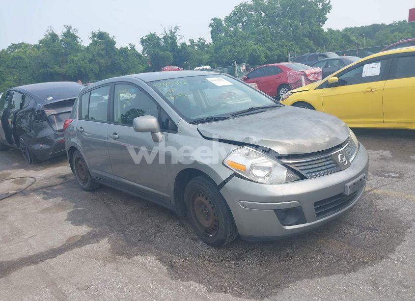 2009 Nissan Versa 1.8S (VIN 3N1BC13EX9L458211) main photo