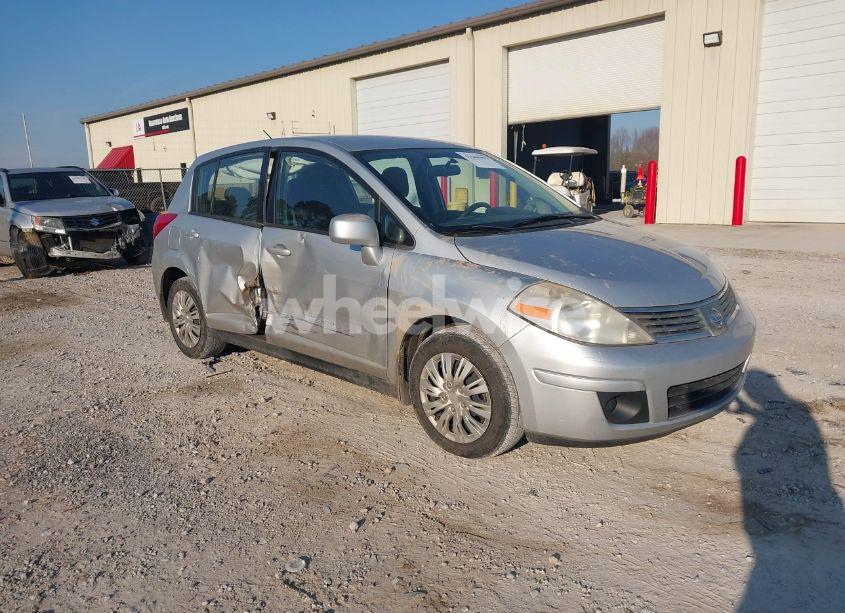 2009 Nissan Versa 1.8S (VIN 3N1BC13EX9L466485) main photo
