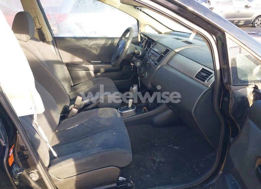 Photo 5 of 2009 Nissan Versa 1.8S (VIN 3N1BC13EX9L497879)