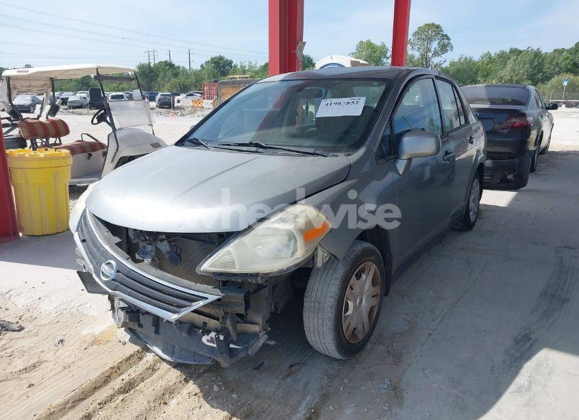 Photo 2 of 2010 Nissan Versa 1.8S (VIN 3N1BC1AP0AL365397)