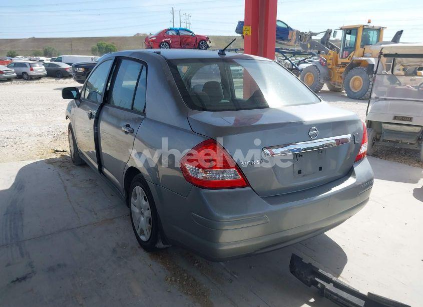 Photo 3 of 2010 Nissan Versa 1.8S (VIN 3N1BC1AP0AL365397)