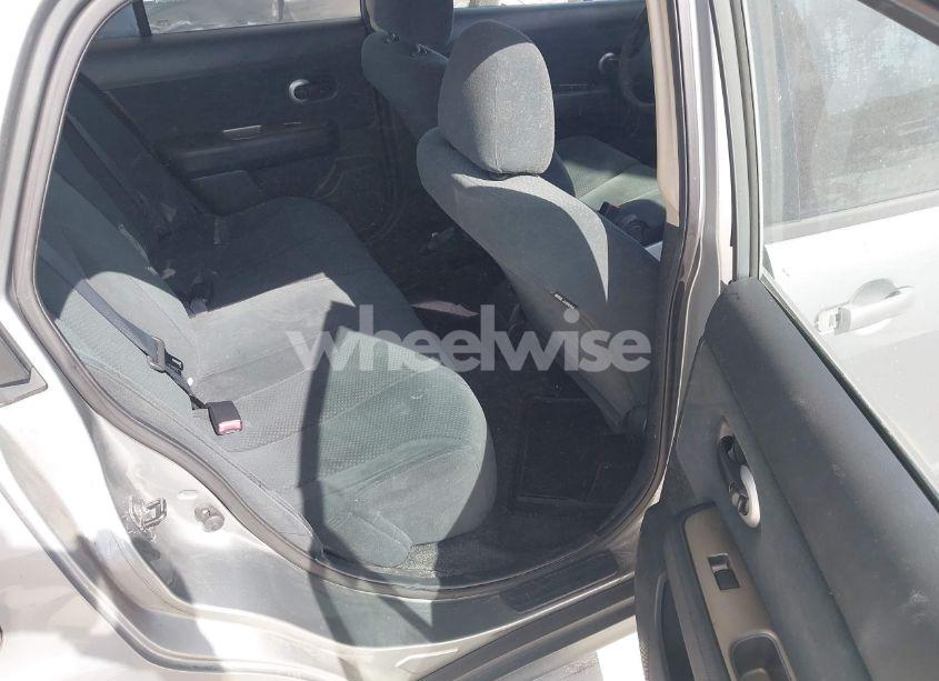 Photo 8 of 2010 Nissan Versa 1.8S (VIN 3N1BC1AP0AL365397)