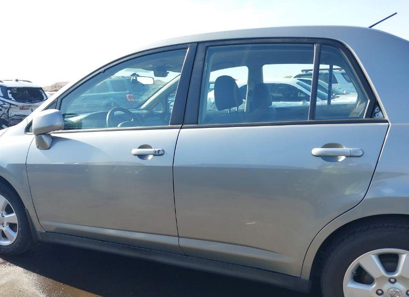 Photo 14 of 2010 Nissan Versa 1.8SL (VIN 3N1BC1AP0AL383169)