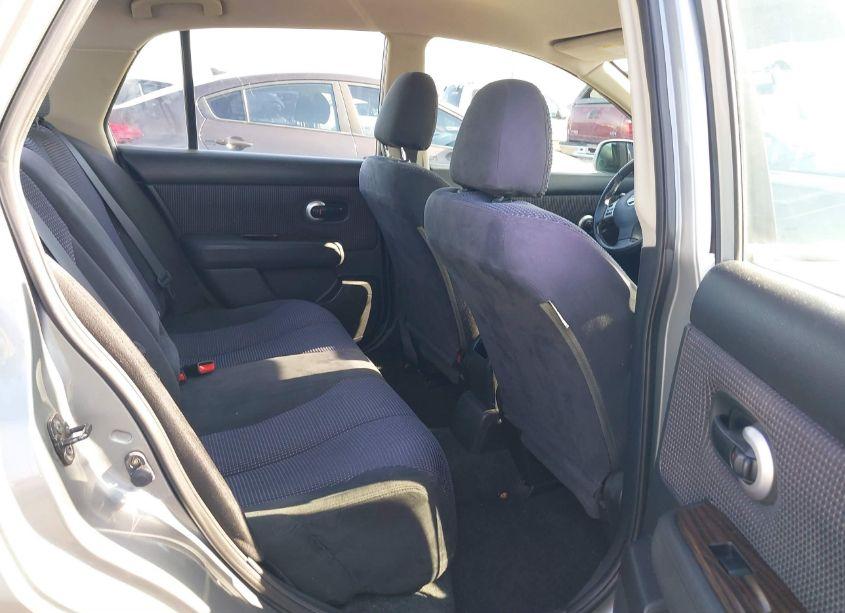 Photo 8 of 2010 Nissan Versa 1.8SL (VIN 3N1BC1AP0AL383169)