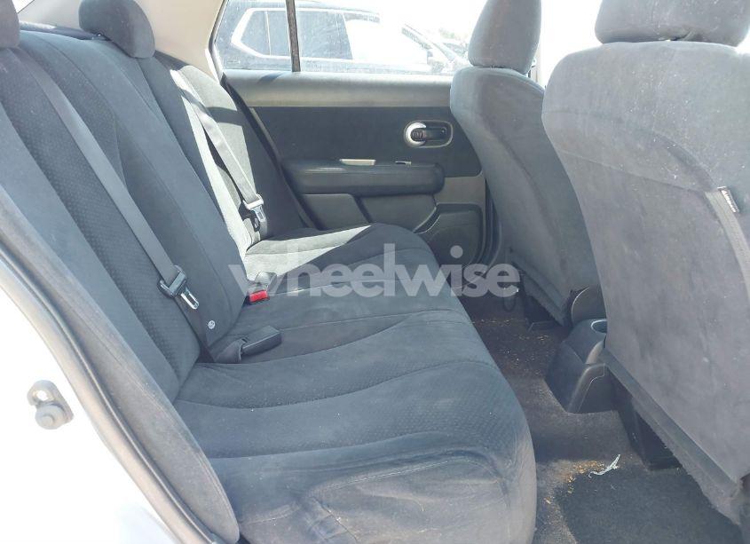 Photo 8 of 2011 Nissan Versa 1.8S (VIN 3N1BC1AP0BL409450)