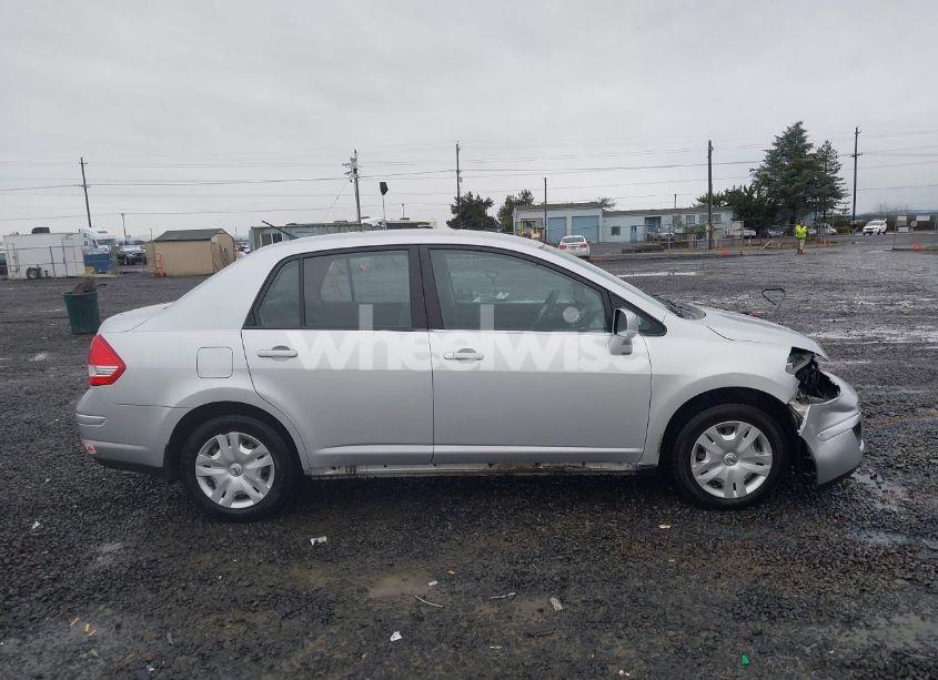 Photo 14 of 2011 Nissan Versa 1.8S (VIN 3N1BC1AP0BL424675)