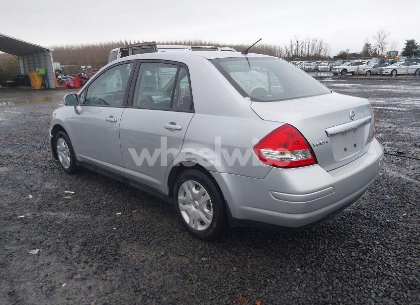 Photo 3 of 2011 Nissan Versa 1.8S (VIN 3N1BC1AP0BL424675)
