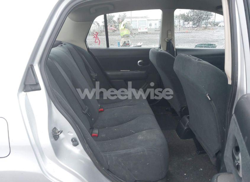 Photo 8 of 2011 Nissan Versa 1.8S (VIN 3N1BC1AP0BL424675)