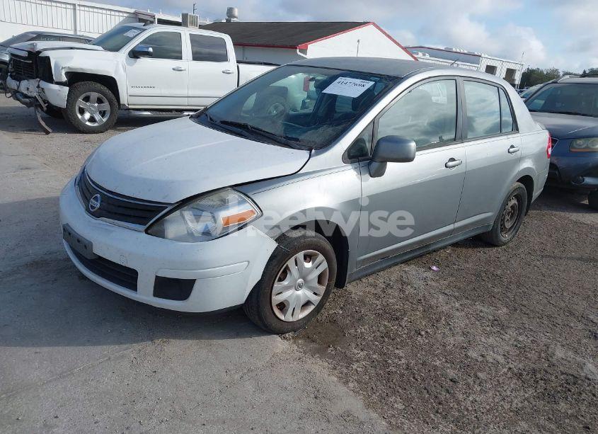 Photo 2 of 2011 Nissan Versa 1.8S (VIN 3N1BC1AP0BL444926)