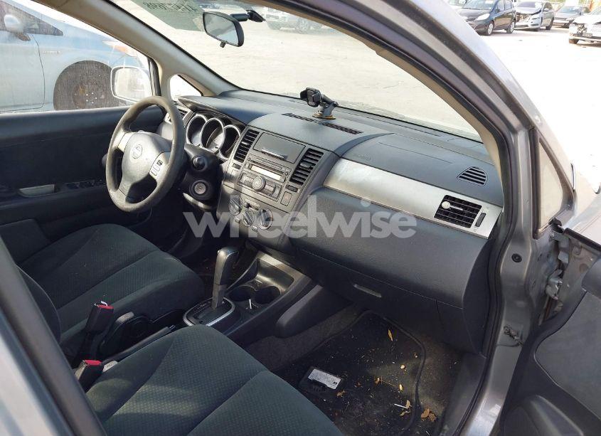 Photo 5 of 2011 Nissan Versa 1.8S (VIN 3N1BC1AP0BL444926)