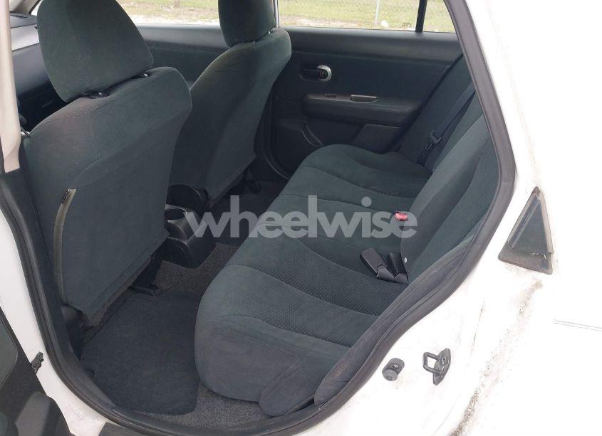 Photo 8 of 2011 Nissan Versa 1.8S (VIN 3N1BC1AP0BL447017)