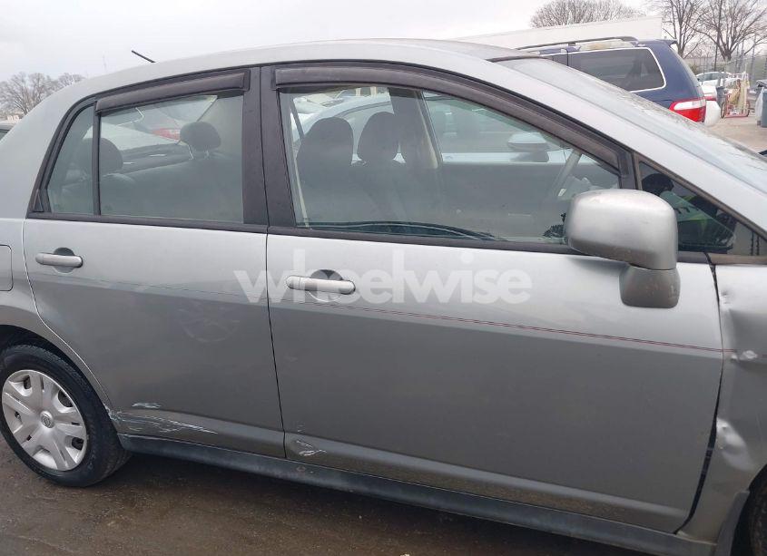 Photo 13 of 2011 Nissan Versa 1.8S (VIN 3N1BC1AP0BL450306)