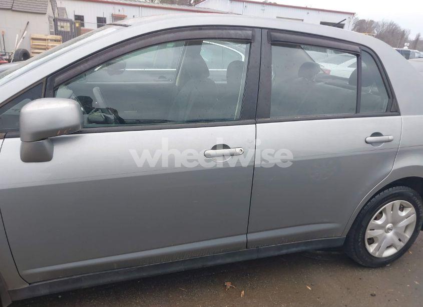 Photo 14 of 2011 Nissan Versa 1.8S (VIN 3N1BC1AP0BL450306)