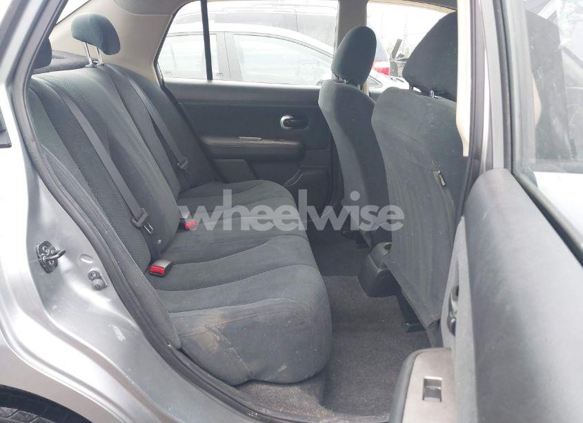 Photo 8 of 2011 Nissan Versa 1.8S (VIN 3N1BC1AP0BL450306)