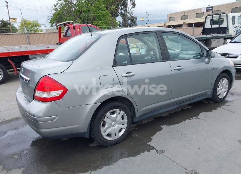 Photo 4 of 2011 Nissan Versa 1.8S (VIN 3N1BC1AP0BL461824)