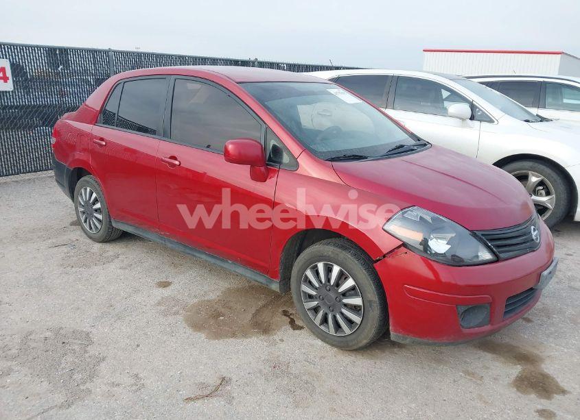 2011 Nissan Versa 1.8S (VIN 3N1BC1AP0BL468501) main photo