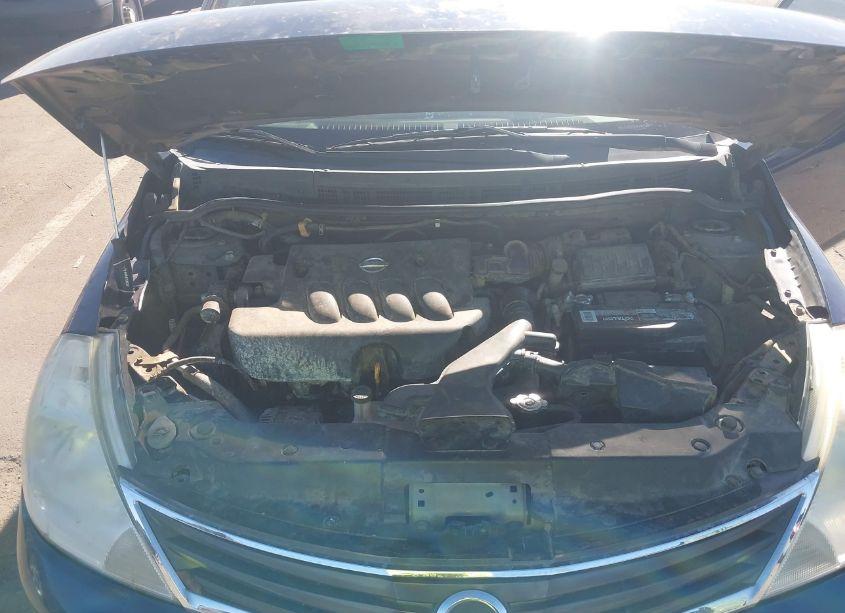 Photo 10 of 2011 Nissan Versa (VIN 3N1BC1AP0BL483029)