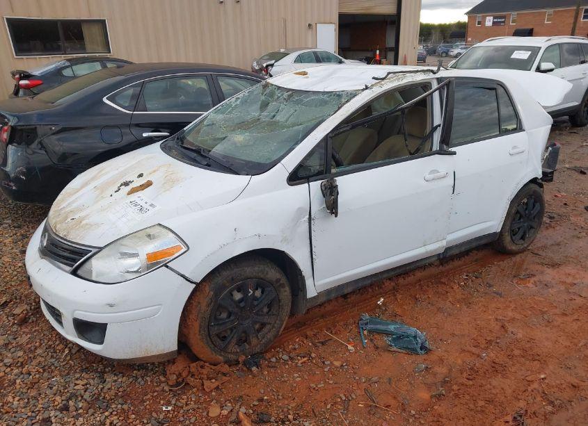 Photo 2 of 2010 Nissan Versa 1.8S (VIN 3N1BC1AP1AL363643)