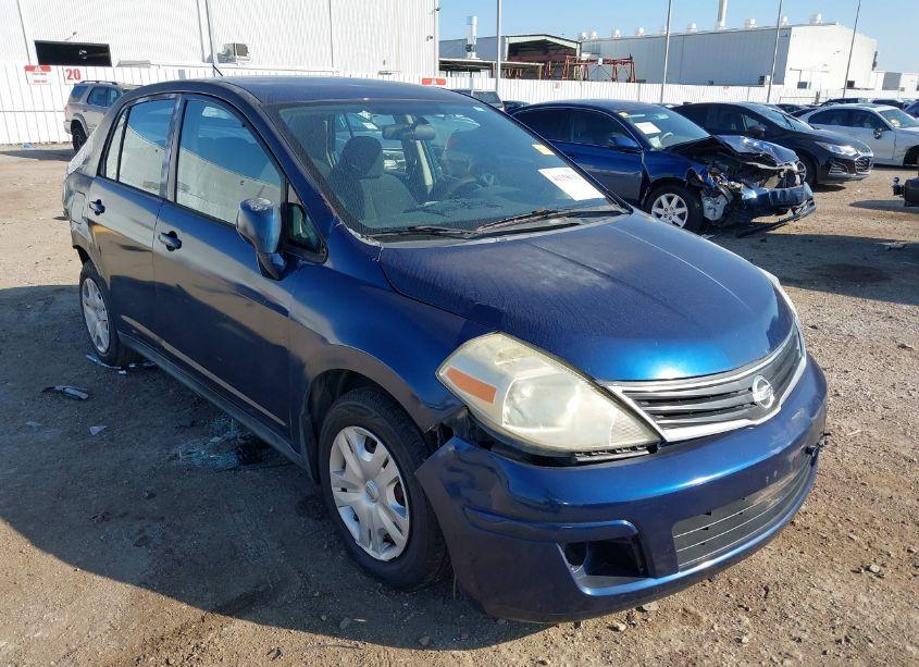 2010 Nissan Versa 1.8 S (VIN 3N1BC1AP1AL401243) main photo
