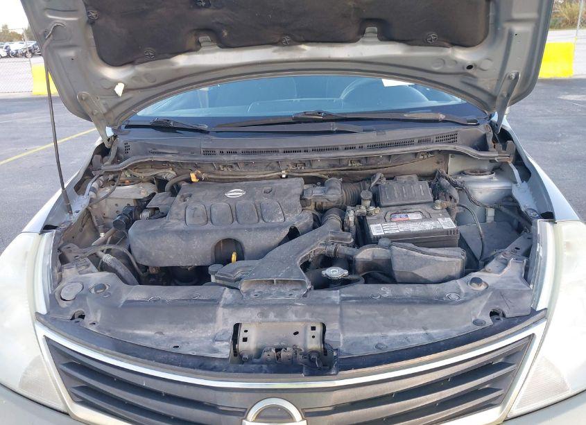 Photo 10 of 2010 Nissan Versa 1.8 S (VIN 3N1BC1AP1AL401680)