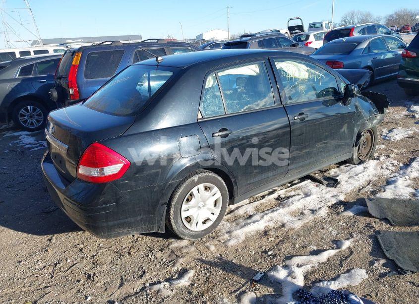 Photo 4 of 2010 Nissan Versa 1.8 S (VIN 3N1BC1AP1AL419452)