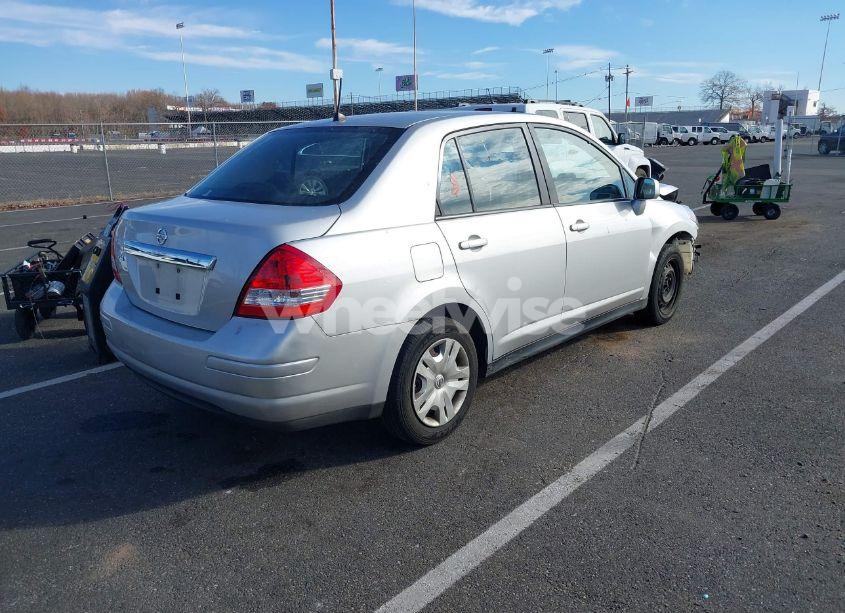Photo 4 of 2010 Nissan Versa 1.8S (VIN 3N1BC1AP2AL400389)