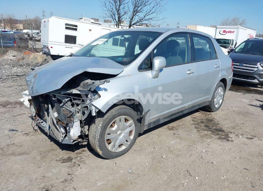 Photo 2 of 2010 Nissan Versa 1.8S (VIN 3N1BC1AP3AL433918)