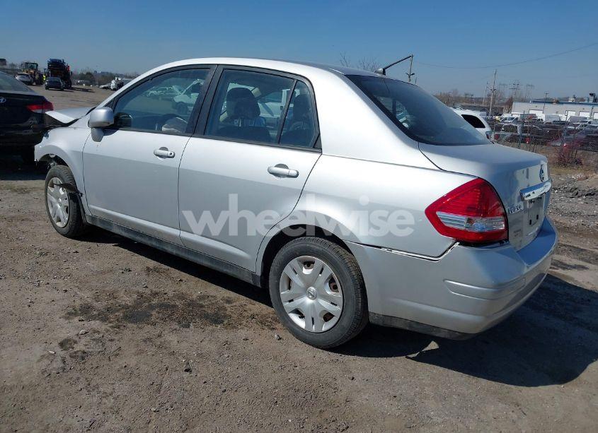 Photo 3 of 2010 Nissan Versa 1.8S (VIN 3N1BC1AP3AL433918)